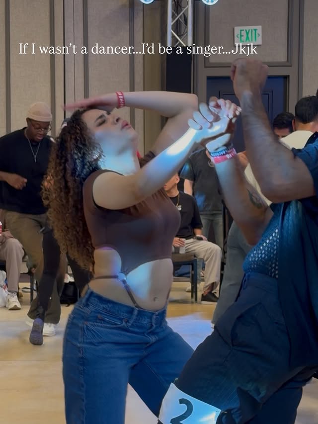 Tiffany — photo 8 of 9